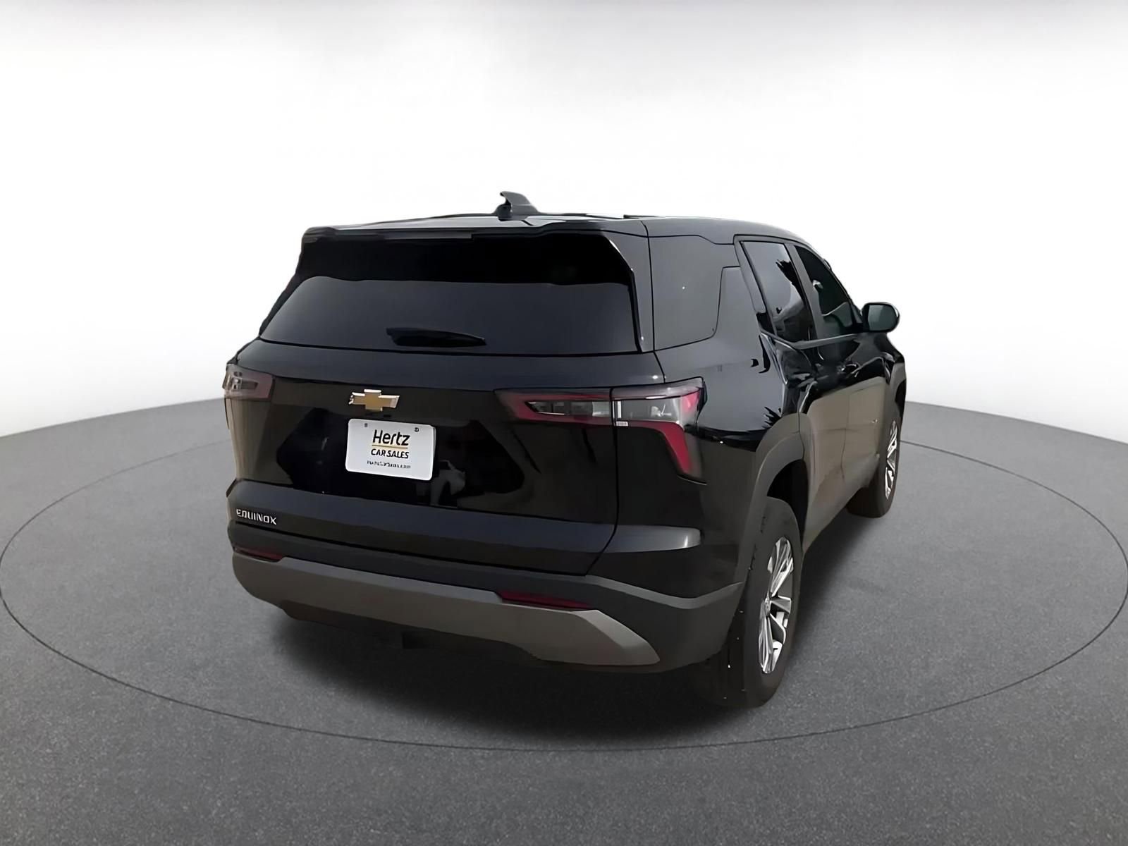 Used 2025 Chevrolet Equinox LT FWD image 15