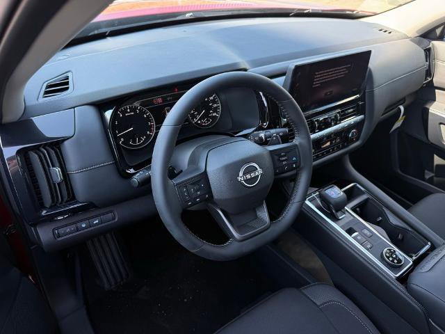 New 2026 Nissan Pathfinder SV image 17