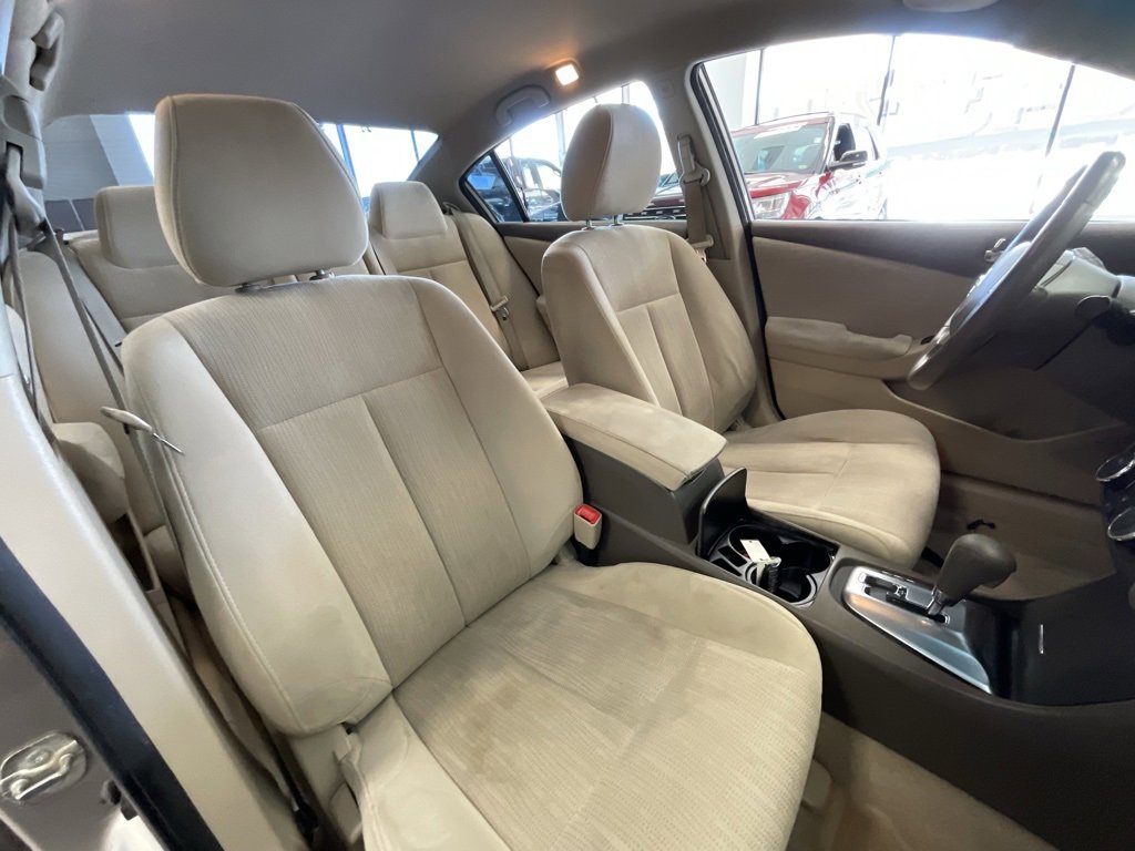 Used 2012 Nissan Altima 2.5 S w/ Special Edition Pkg image 17