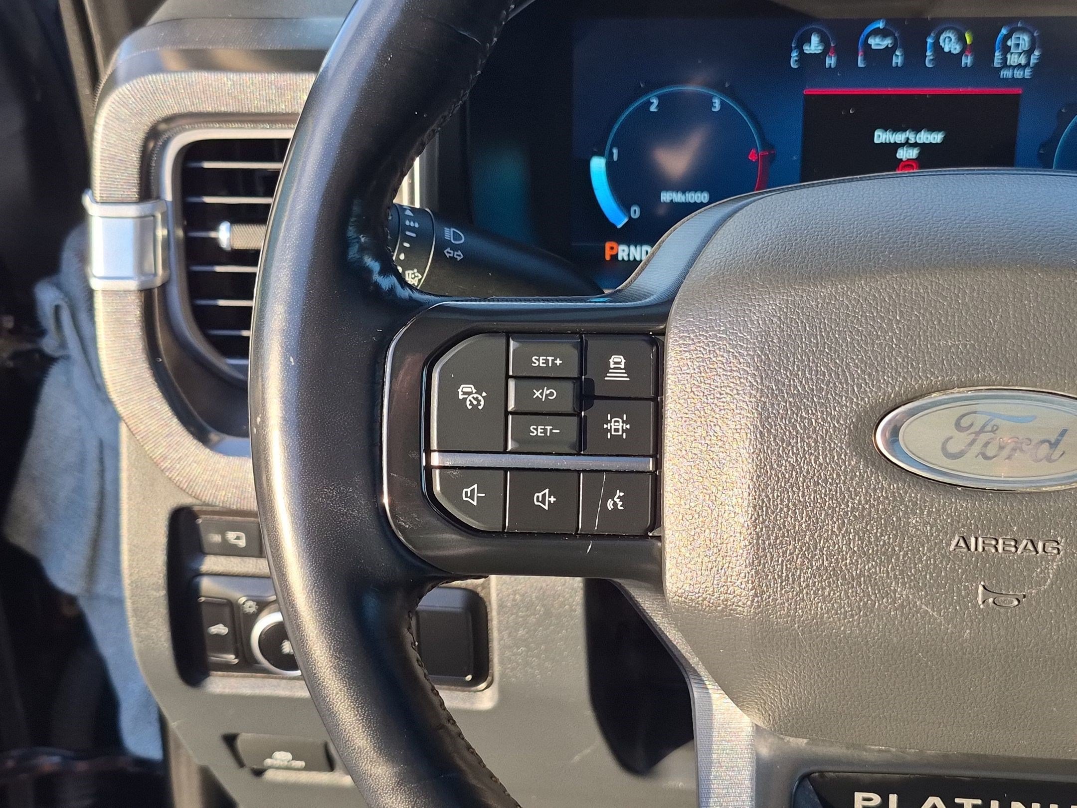 Used 2024 Ford F350 Platinum w/ Tremor Off-Road Package AWD/4WD image 20