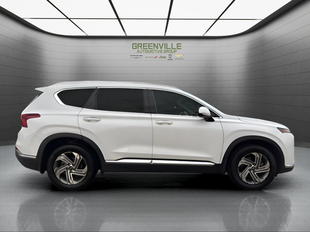 Used 2022 Hyundai Santa Fe SEL w/ Convenience + Premium Package FWD image 6
