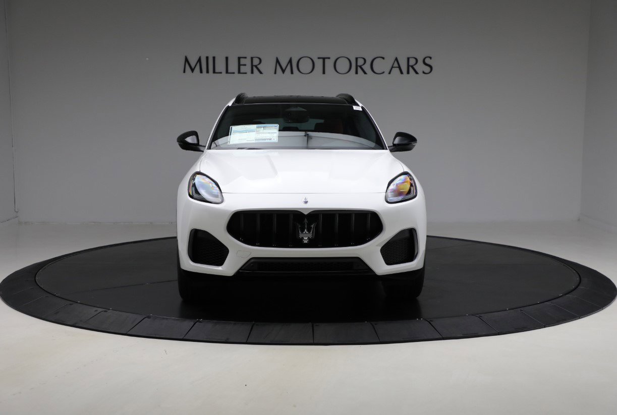 New 2025 Maserati Grecale Modena image 8