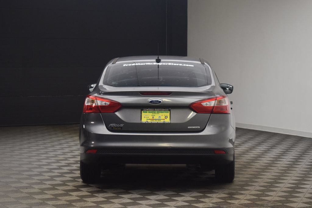 Used 2013 Ford Focus S FWD image 7