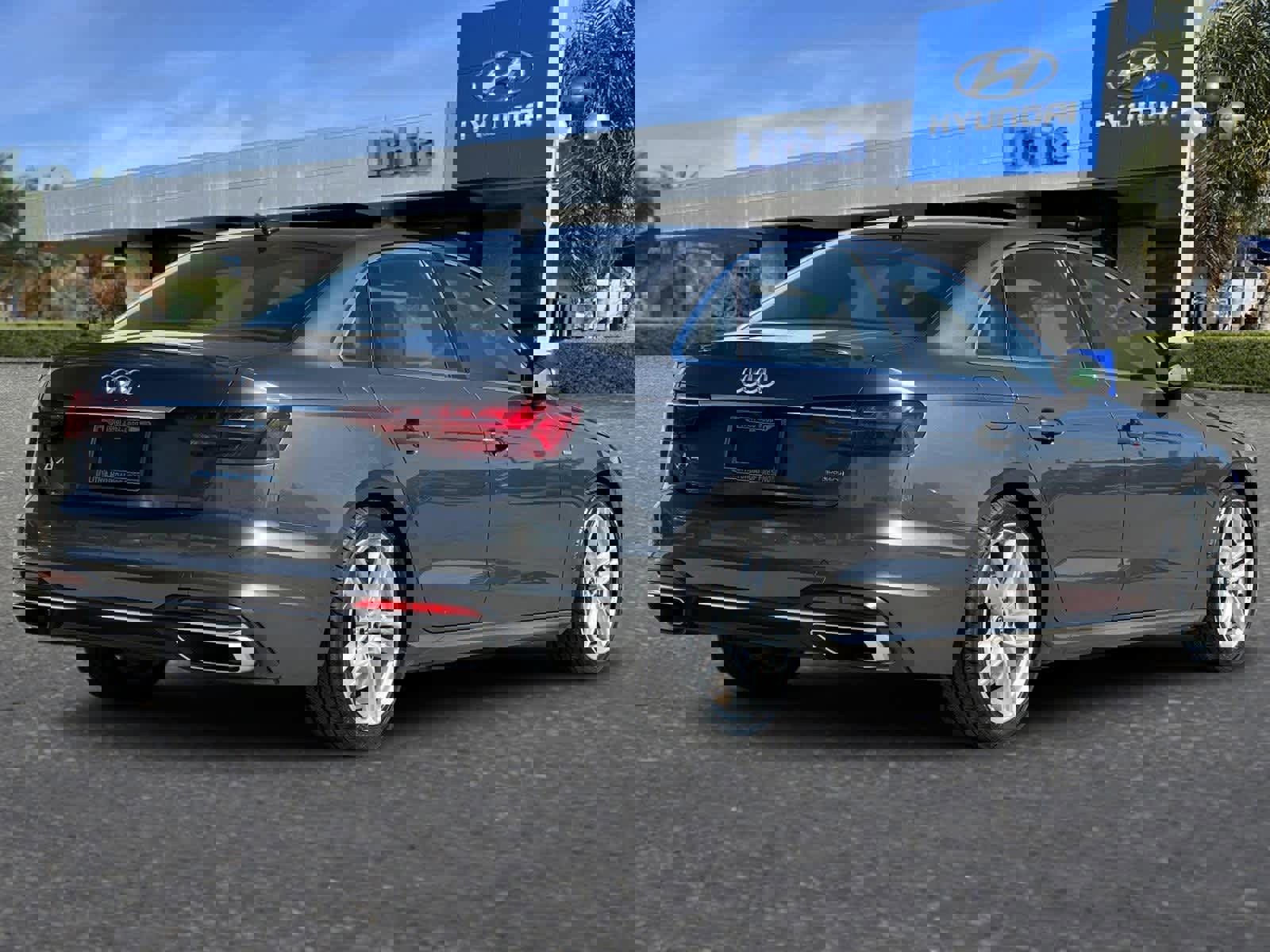 Used 2024 Audi A4 2.0T Premium Plus image 3