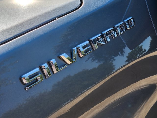 Used 2025 Chevrolet Silverado 1500 LT w/ Texas Edition Plus RWD image 9