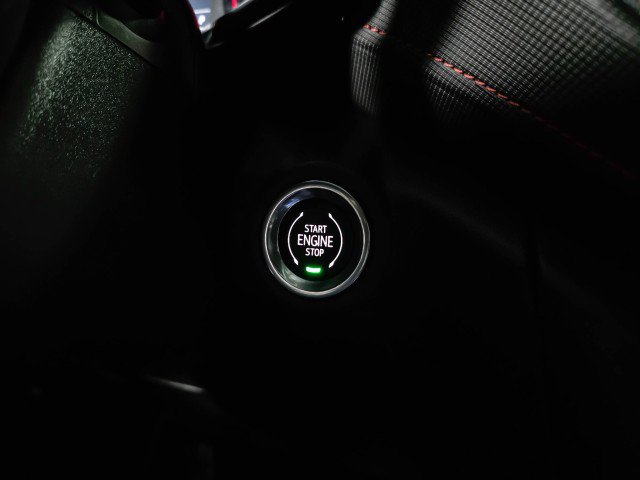 Used 2021 Chevrolet TrailBlazer RS w/ Convenience Package AWD/4WD image 22