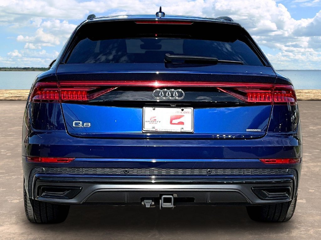 Used 2019 Audi Q8 Prestige w/ Adaptive Chassis Package AWD/4WD image 5