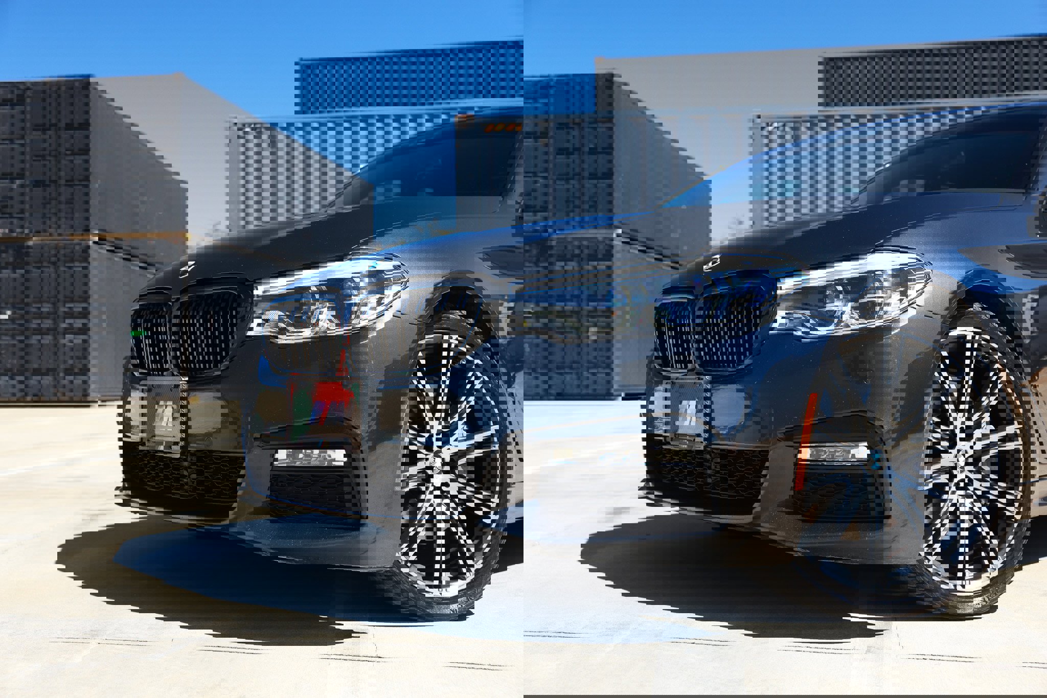 Used 2017 BMW 540i xDrive image 30