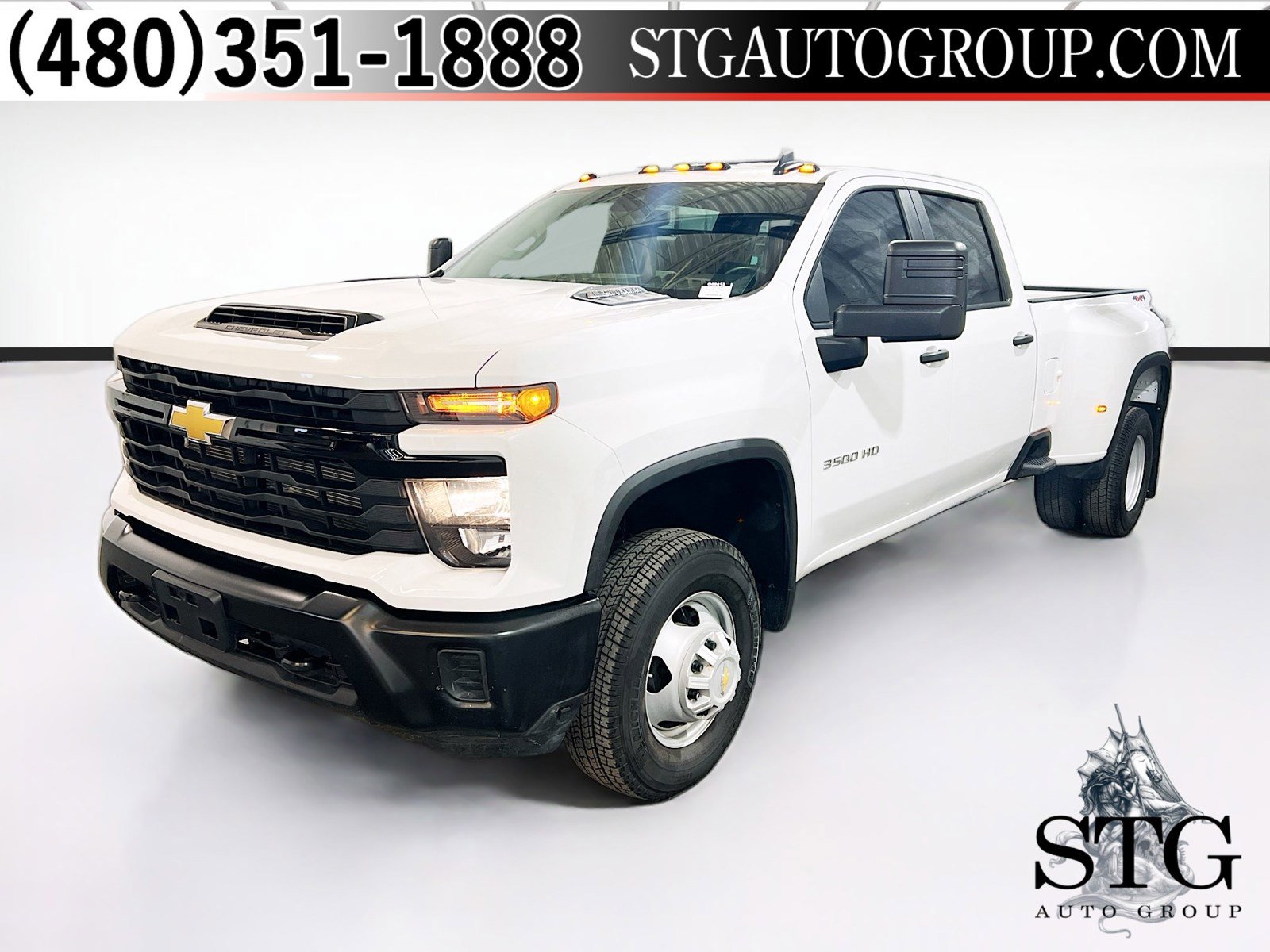 Used 2025 Chevrolet Silverado 3500 W/T image 1