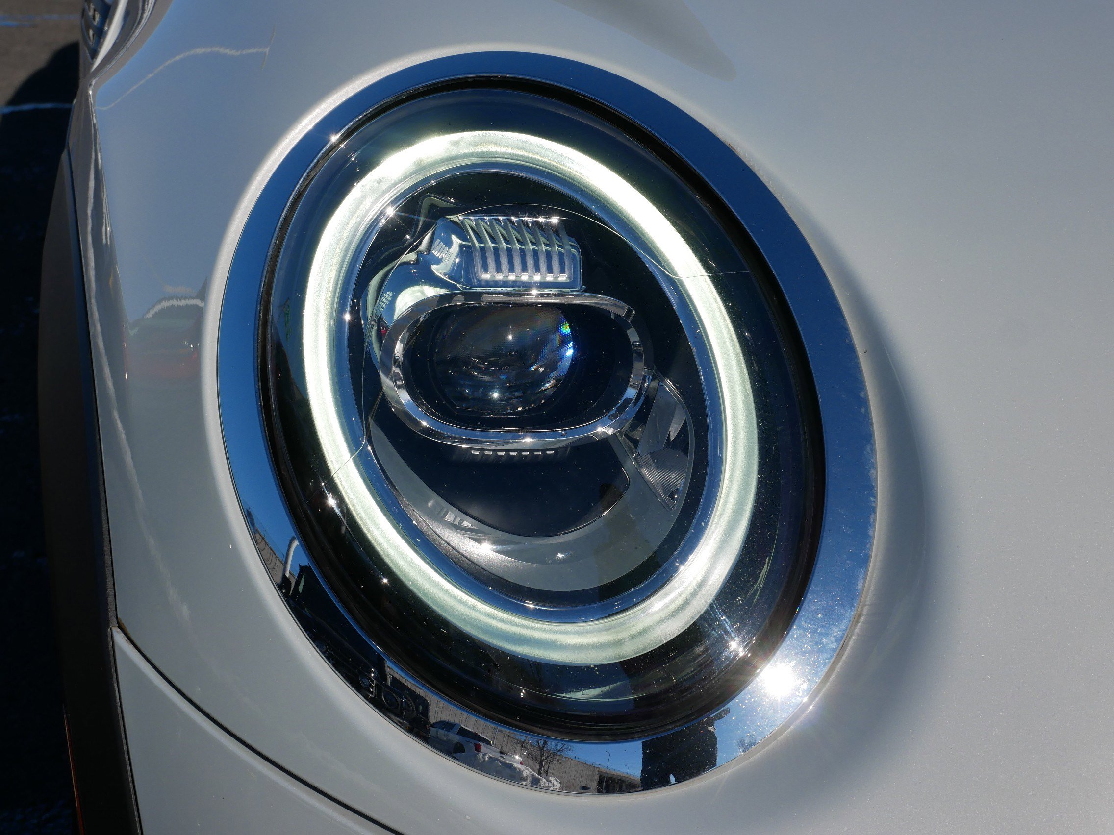 Used 2021 MINI Cooper 2-Door Hardtop w/ Storage Package image 14