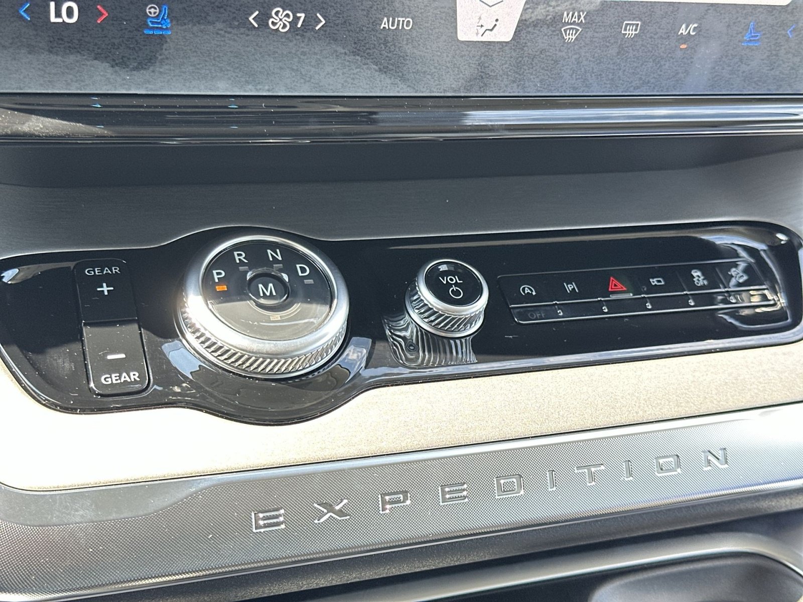 New 2027 Ford Expedition Max Platinum AWD/4WD image 23