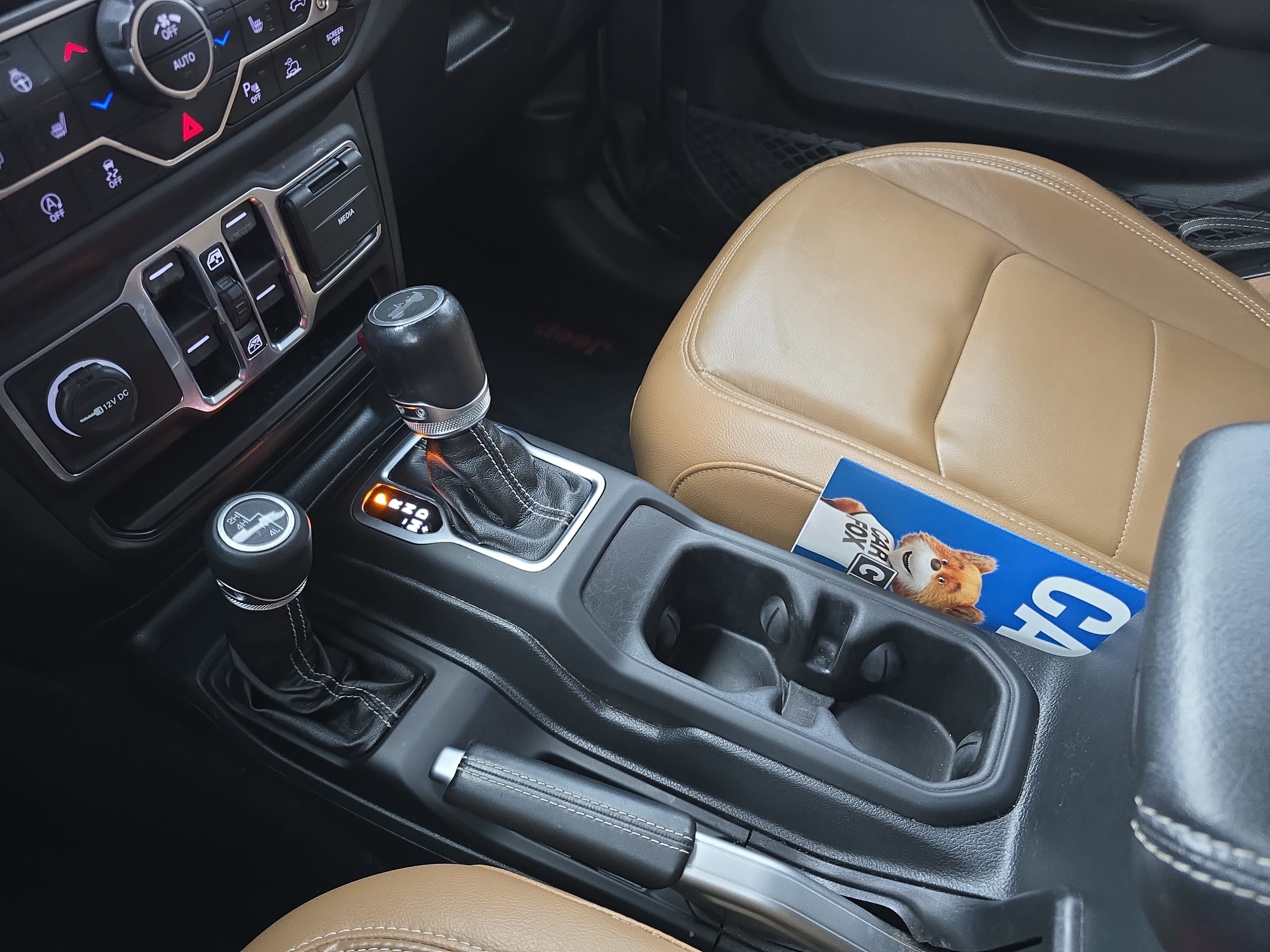 Used 2021 Jeep Wrangler Unlimited Sahara image 24