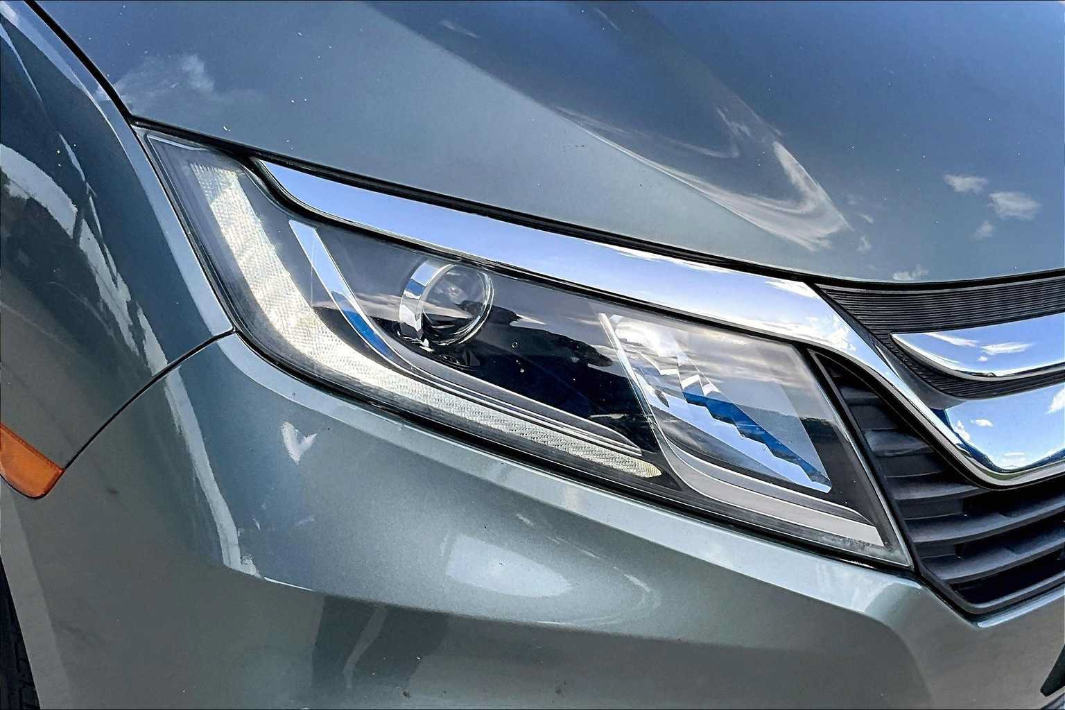 Used 2018 Honda Odyssey EX image 27