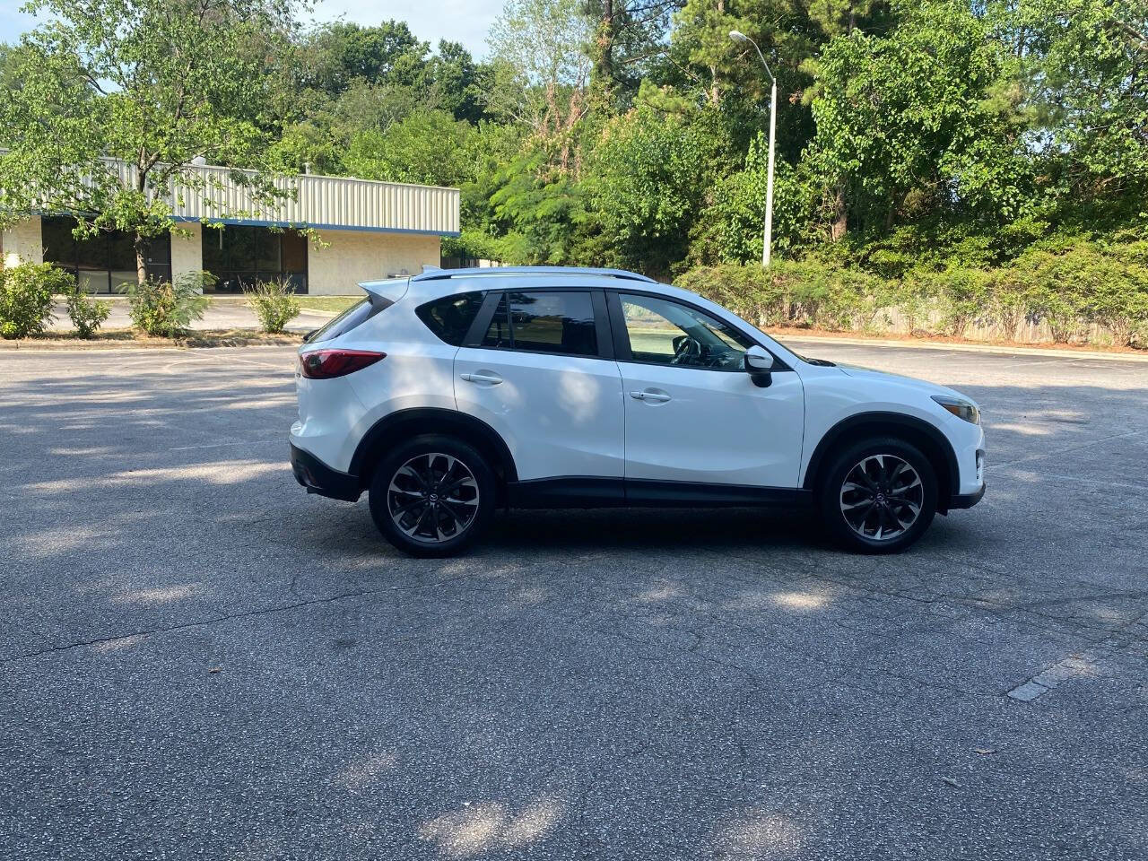 Used 2016 MAZDA CX-5 Grand Touring FWD image 4