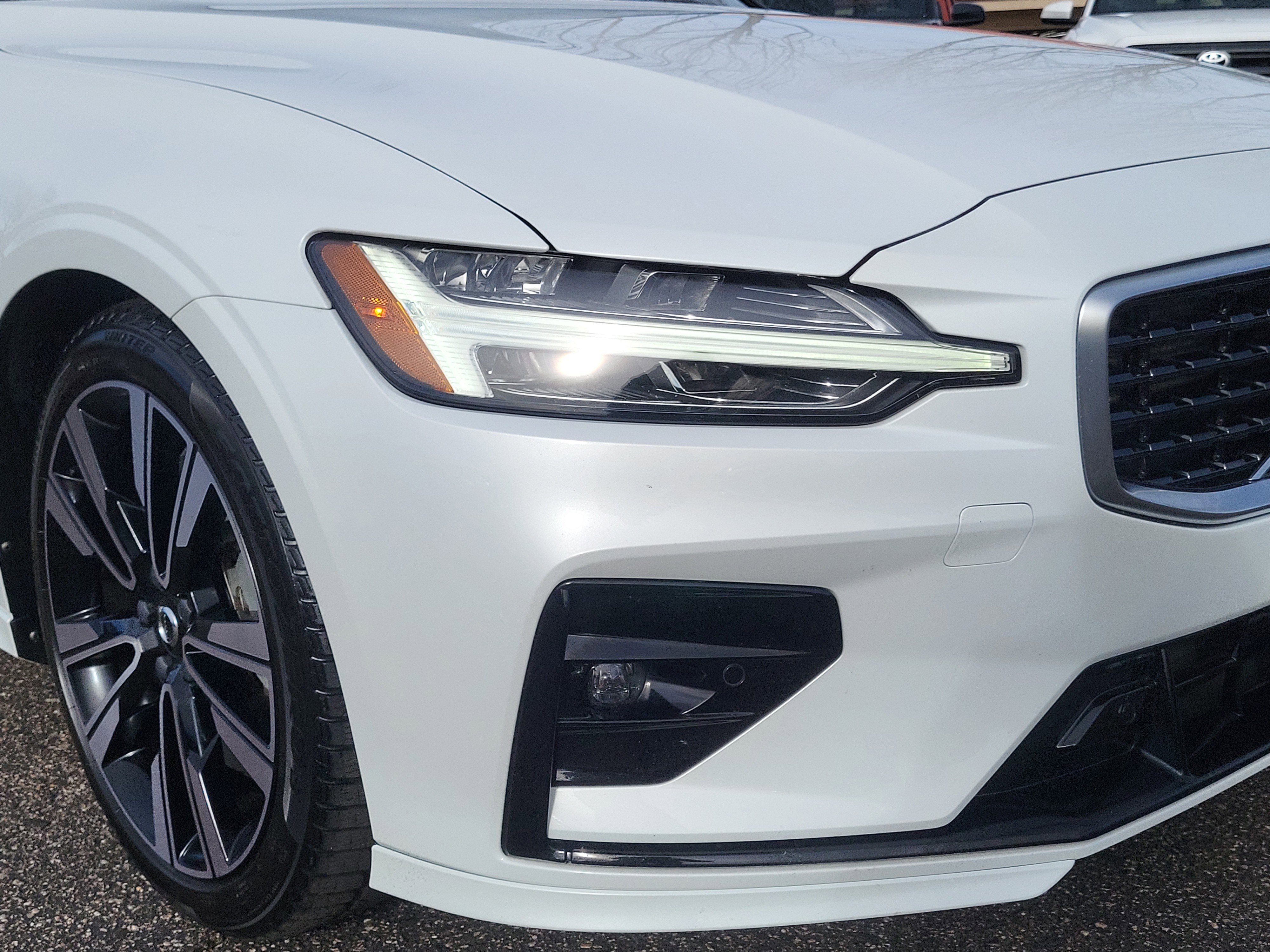 Used 2020 Volvo S60 T6 R-Design w/ Protection Package Premier image 5