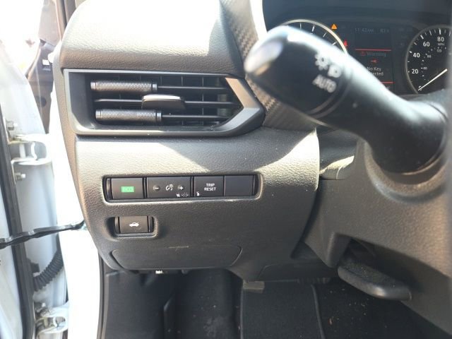 Used 2024 Nissan Sentra S image 13