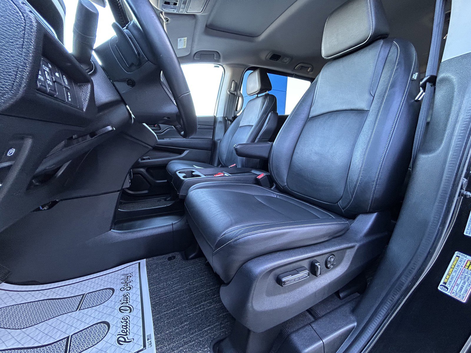 Used 2024 Honda Odyssey EX-L image 12