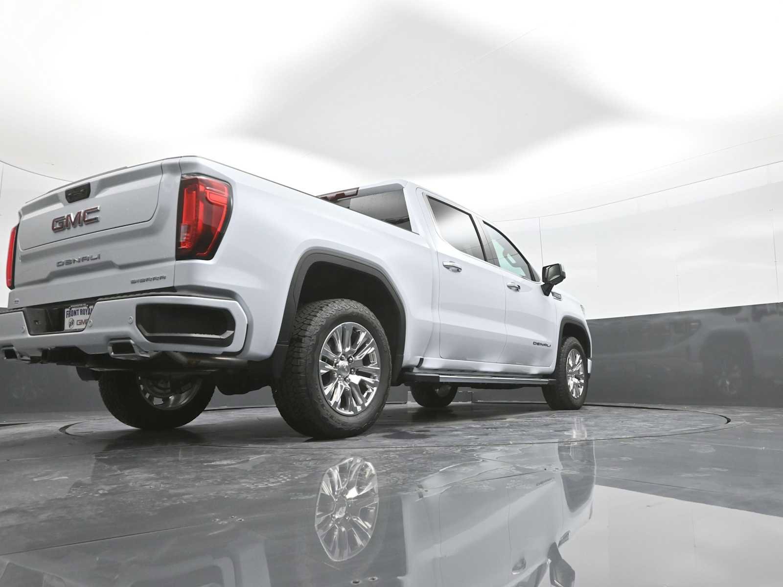 New 2026 GMC Sierra 1500 Denali w/ Technology Package AWD/4WD image 37