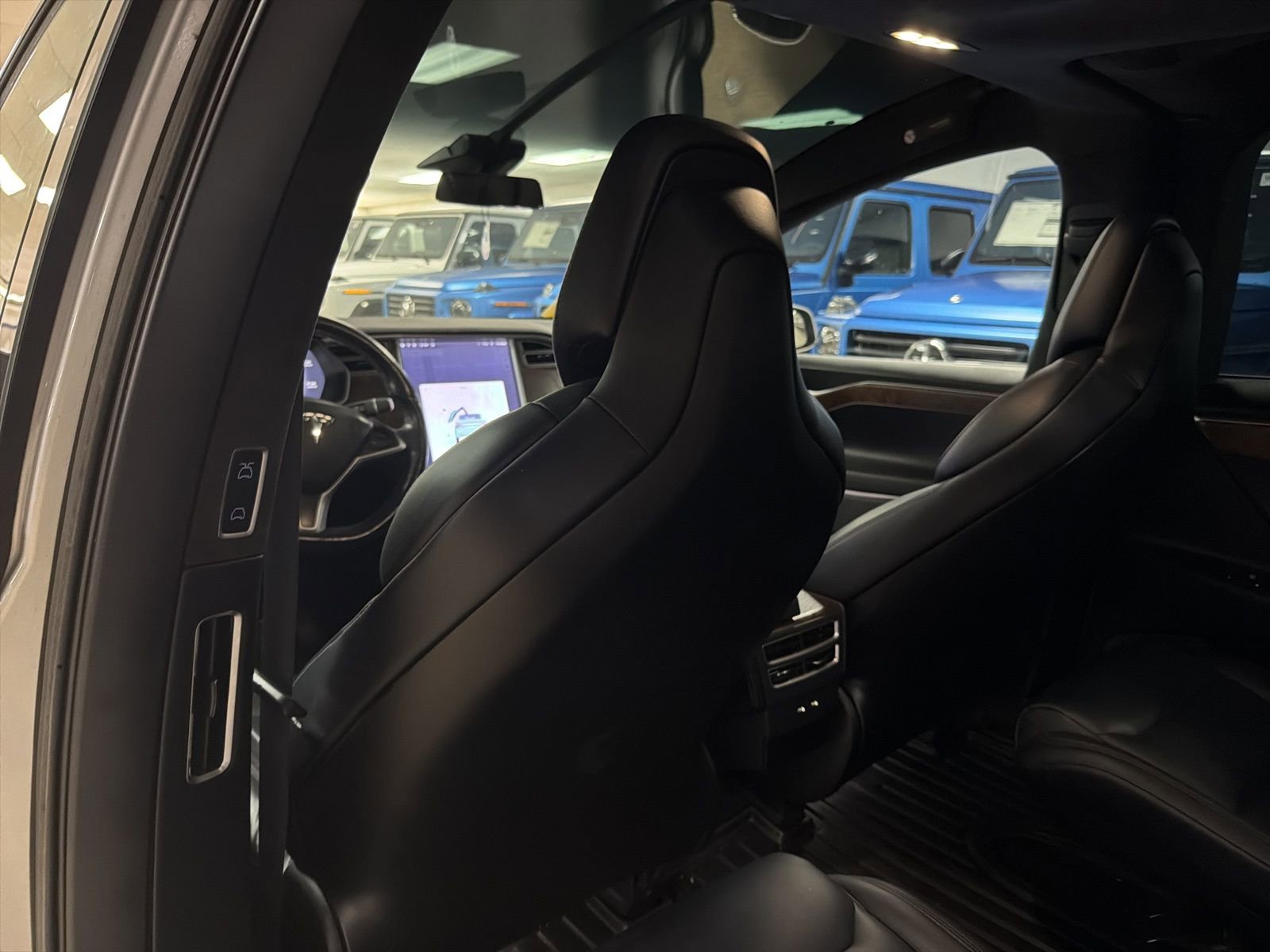 Used 2017 Tesla Model X 100D image 6