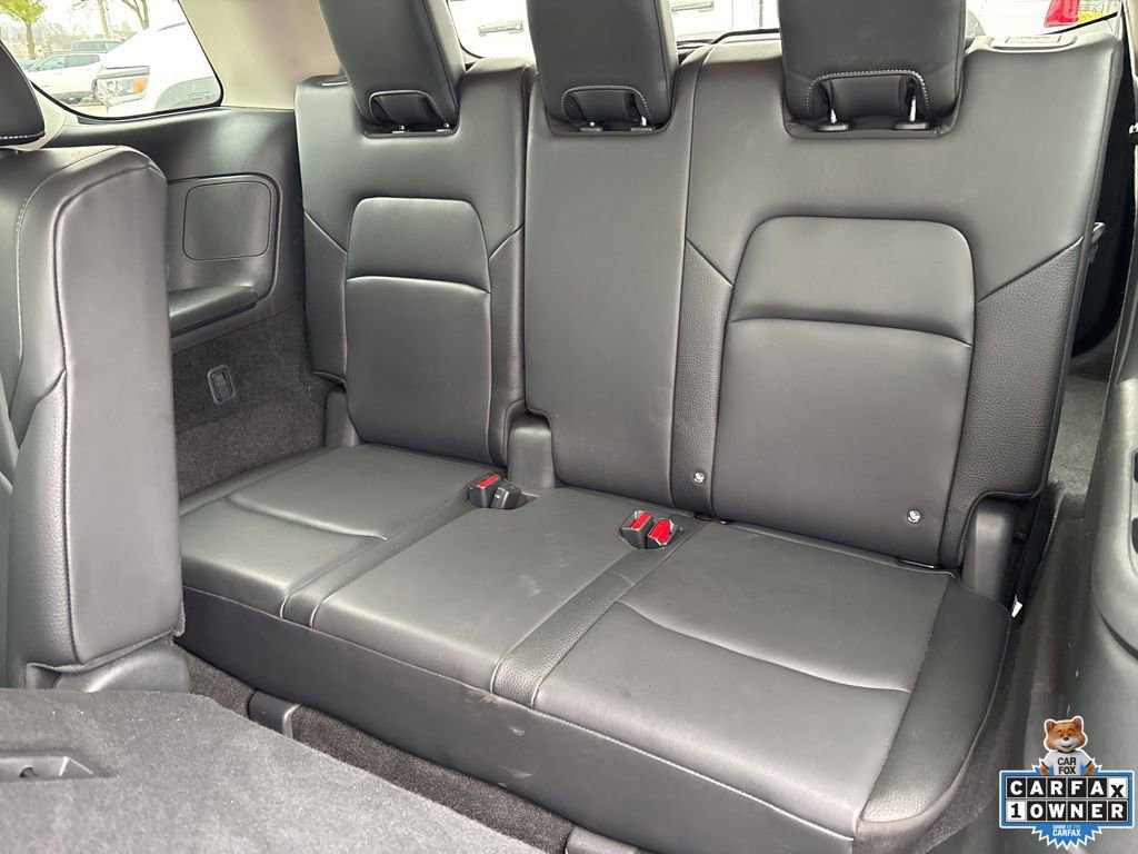 Used 2025 Nissan Pathfinder SL image 46