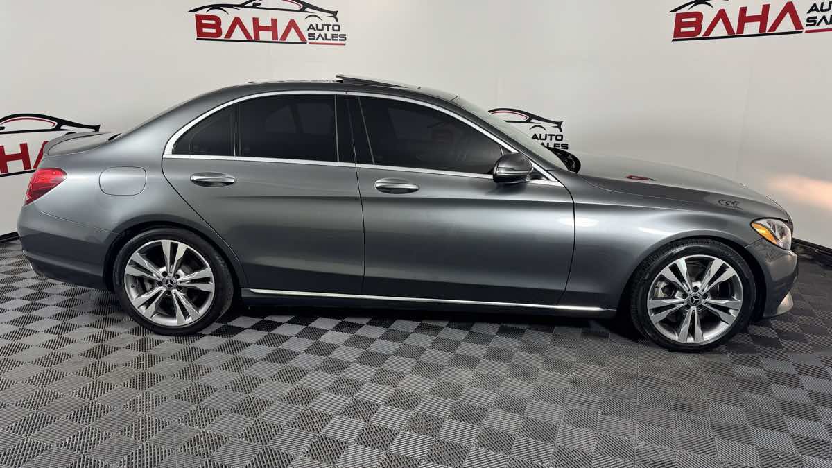 Used 2018 Mercedes-Benz C 300 Sedan w/ Premium Package image 9