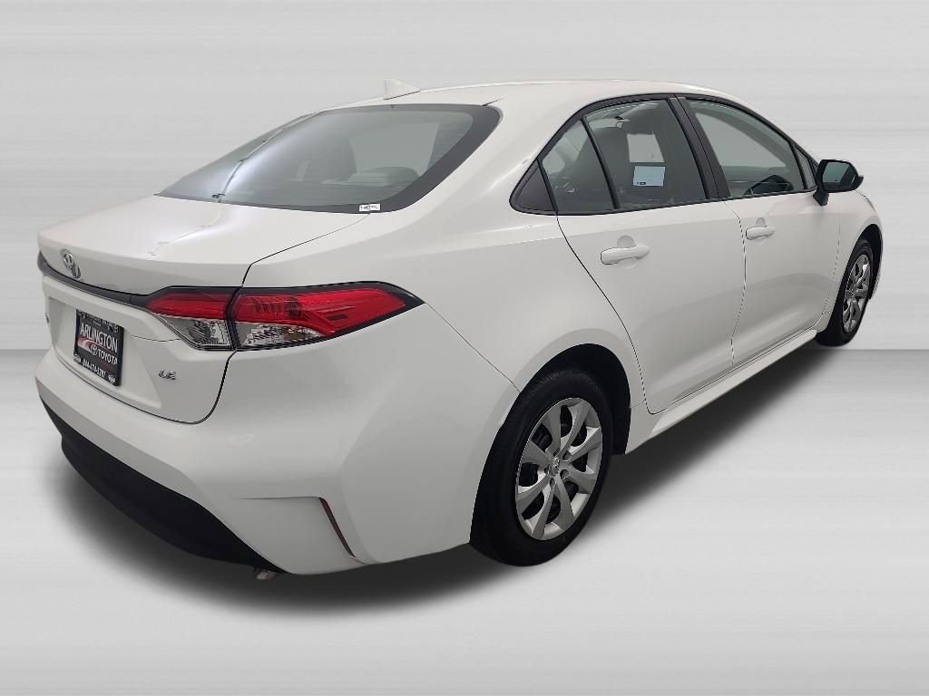 Used 2026 Toyota Corolla LE FWD image 5