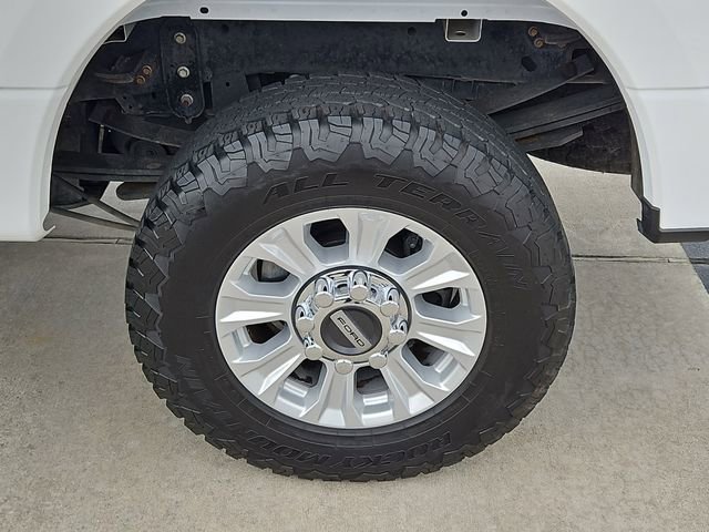 Used 2021 Ford F250 XLT w/ FX4 Off-Road Package image 13