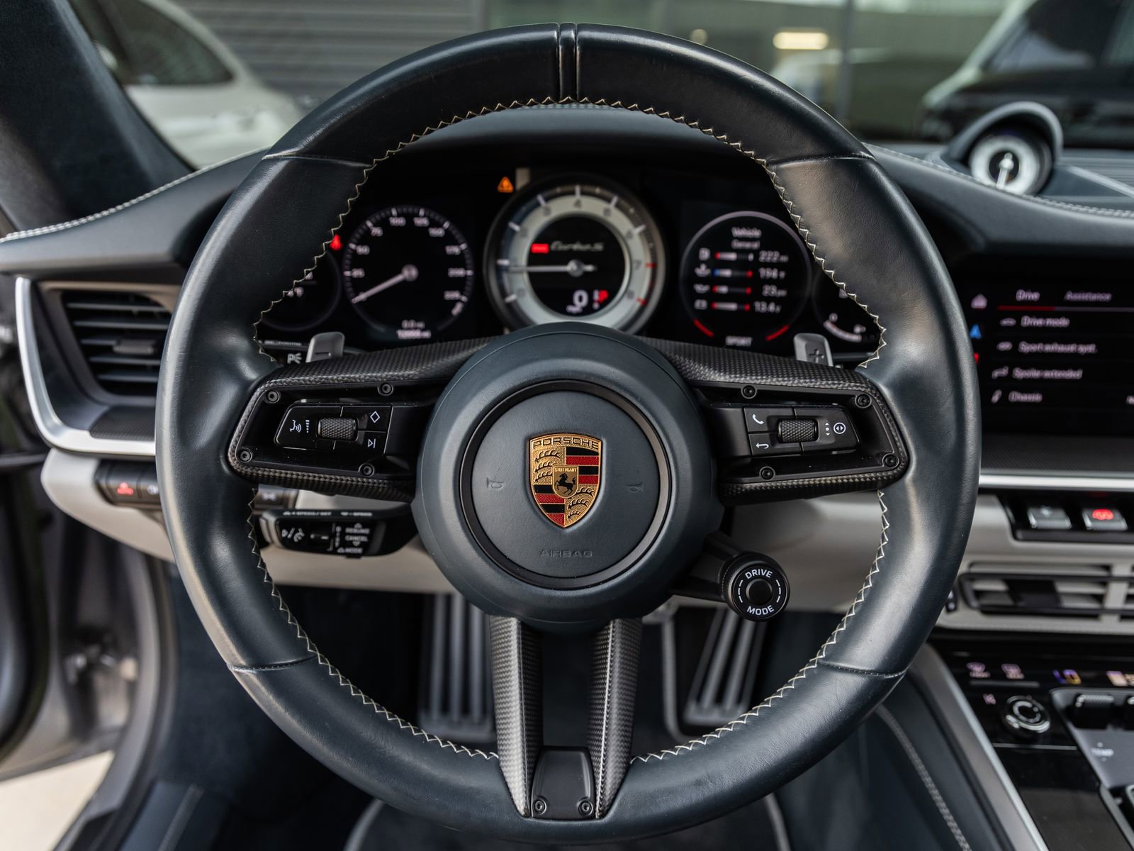 Used 2022 Porsche 911 Turbo S image 39