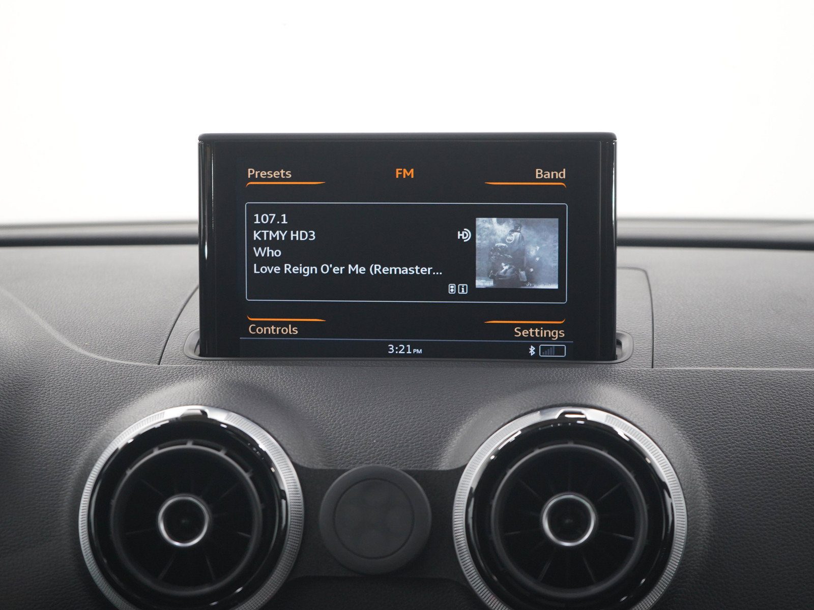Used 2016 Audi A3 e-tron Premium w/ Audi MMI Navigation Plus FWD image 16