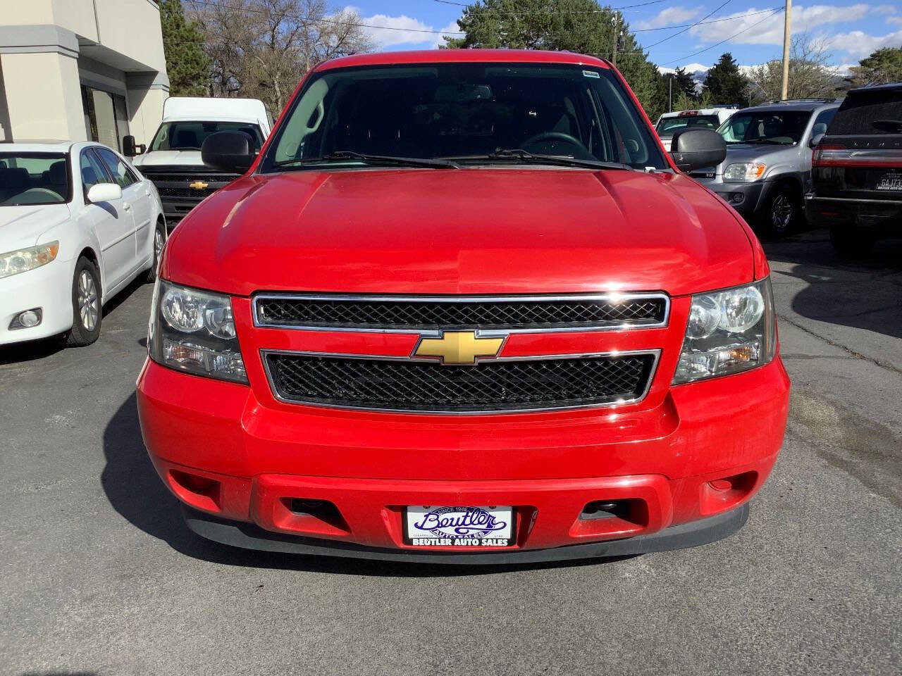 Used 2013 Chevrolet Suburban LS image 5