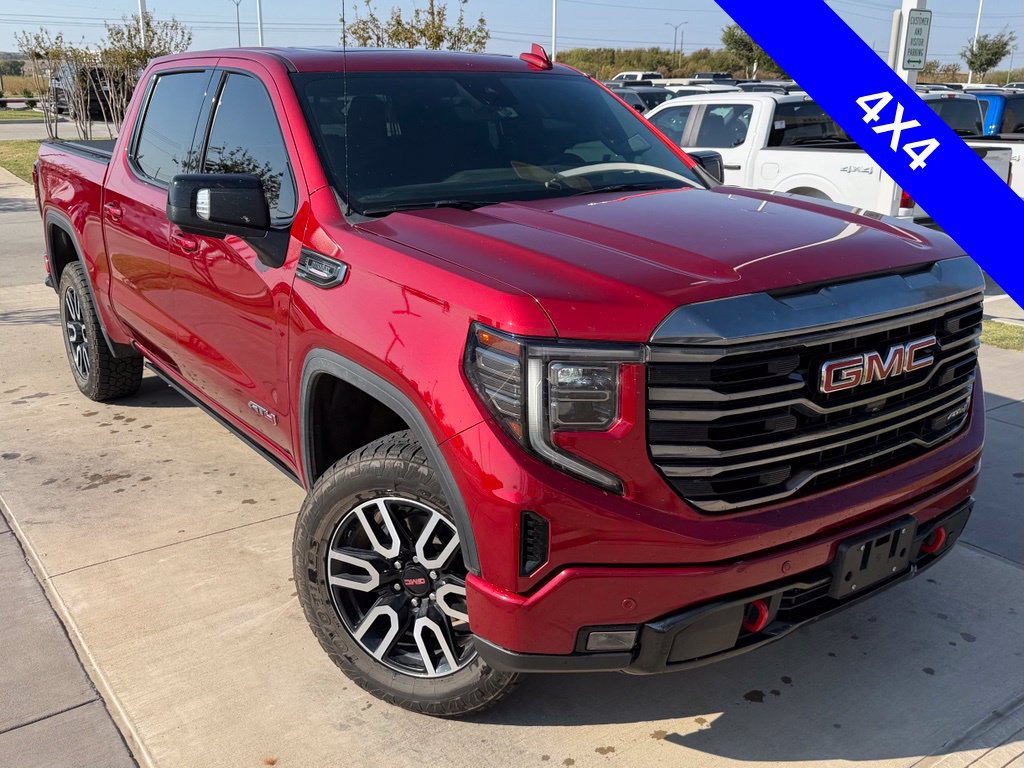Used 2023 GMC Sierra 1500 AT4 w/ Technology Package AWD/4WD image 4