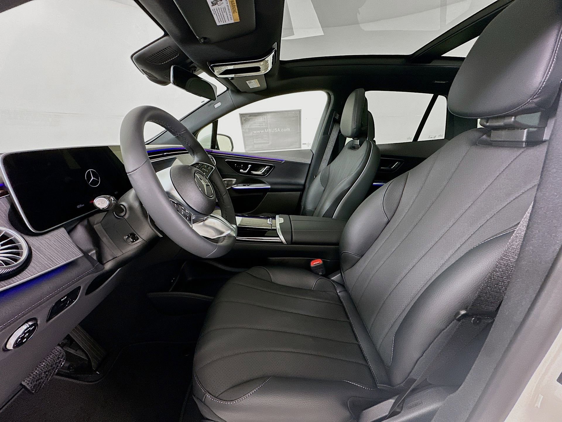 New 2026 Mercedes-Benz EQE 320 4MATIC SUV image 23