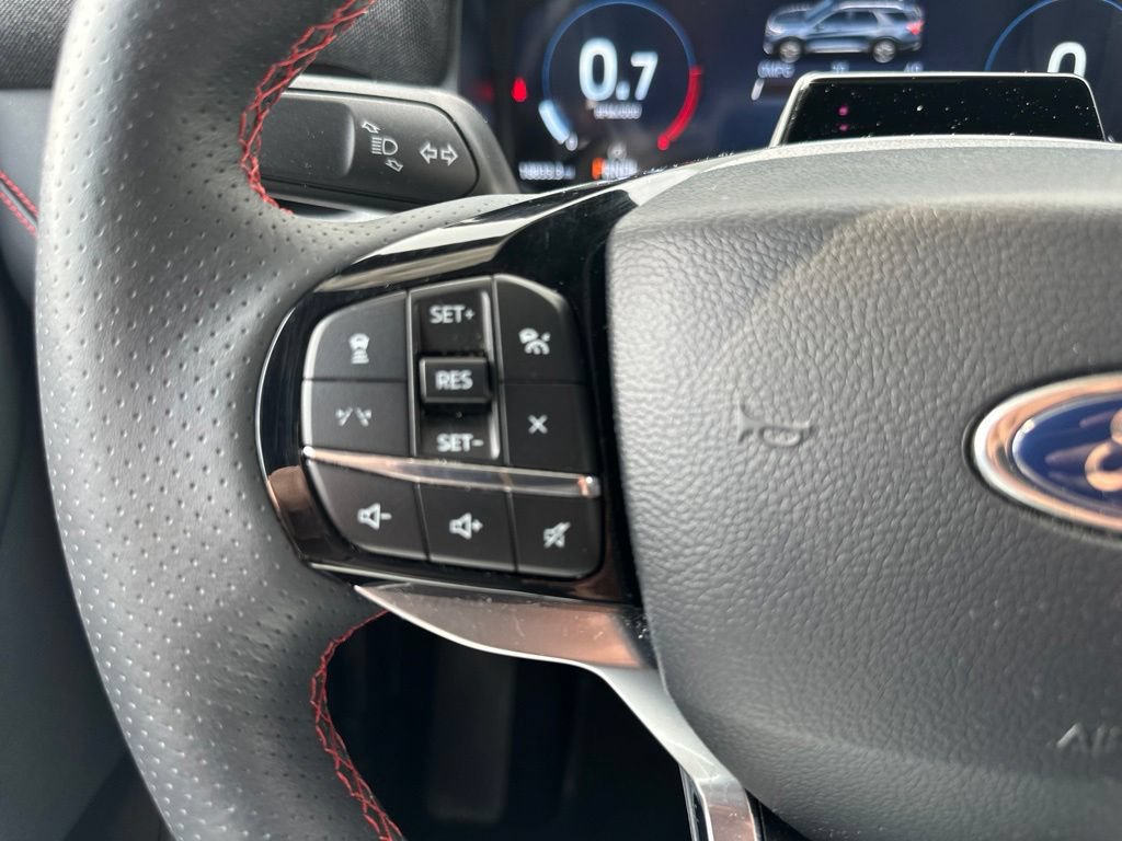 Used 2026 Ford Explorer ST-Line w/ ST-Line Street Pack AWD/4WD image 42