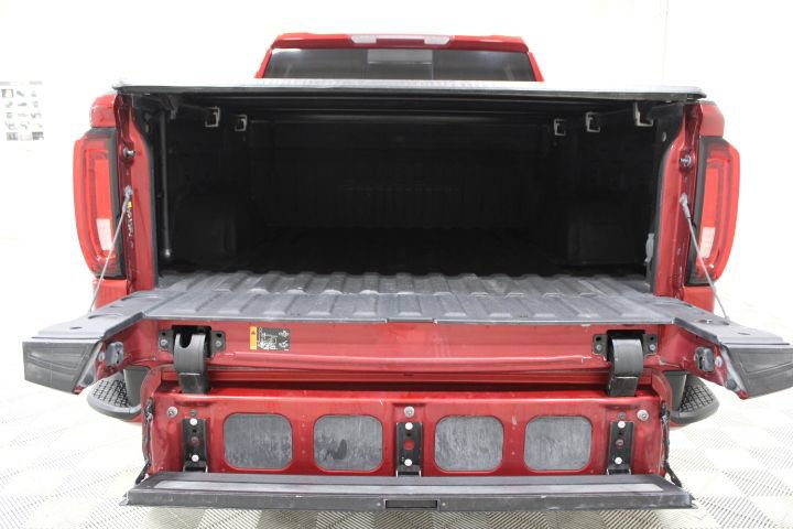 Used 2022 GMC Sierra 1500 Denali w/ Driver Alert Package II AWD/4WD image 14
