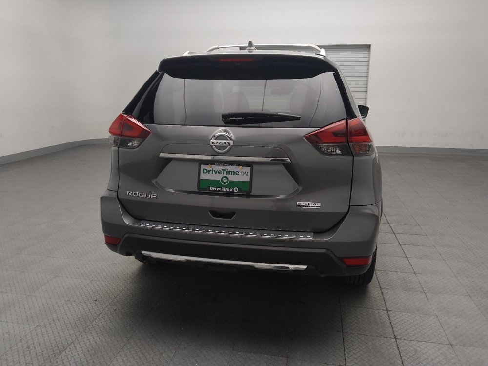 Used 2019 Nissan Rogue S w/ Special Edition Package FWD image 7