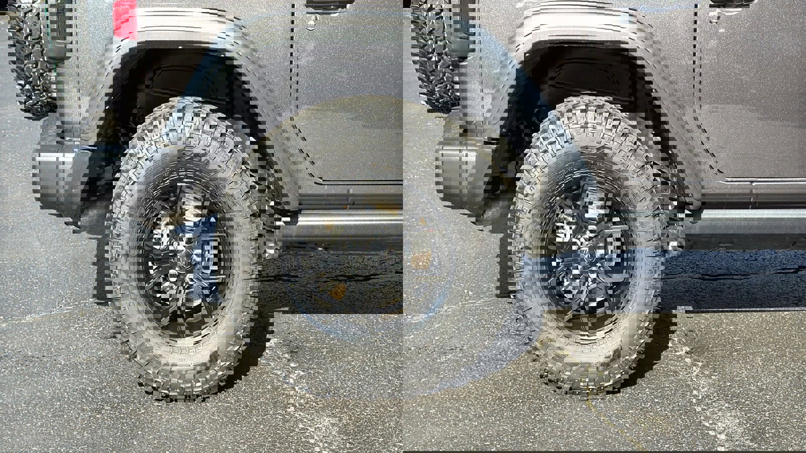 Certified 2025 Jeep Wrangler Sport image 6