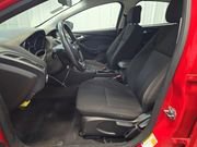 Used 2016 Ford Focus SE w/ SE Sport Package image 6