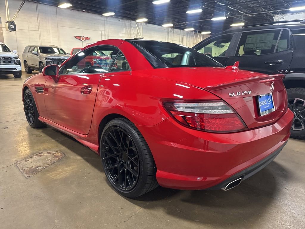 Used 2015 Mercedes-Benz SLK 250 image 2