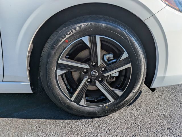 Used 2024 Nissan Sentra SV FWD image 11