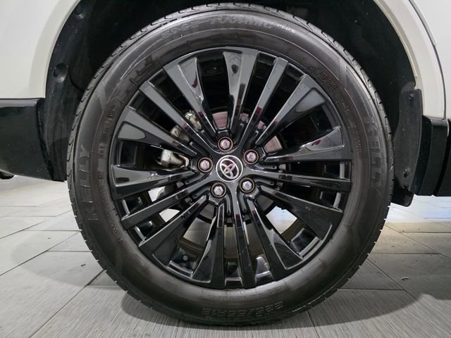 Used 2023 Toyota Venza Nightshade AWD/4WD image 25