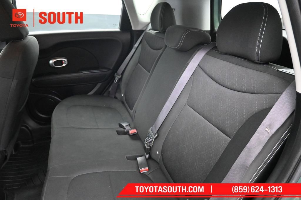 Used 2014 Kia Soul FWD image 21