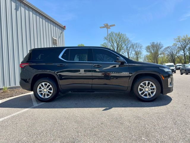 Used 2023 Chevrolet Traverse LS w/ LPO, Cargo Package AWD/4WD image 7