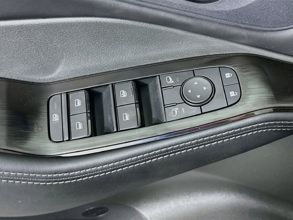 New 2026 Nissan Rogue Dark Armor AWD/4WD image 23