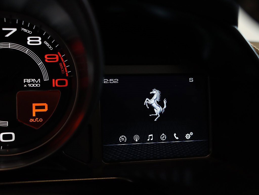 Certified 2021 Ferrari 812 GTS image 99
