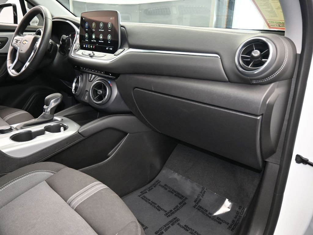 Used 2024 Chevrolet Blazer LT image 42