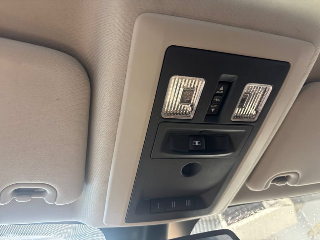 Used 2016 RAM 3500 Laramie Longhorn AWD/4WD image 28