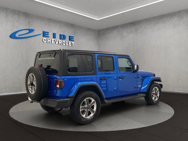 Used 2023 Jeep Wrangler Sahara AWD/4WD image 4