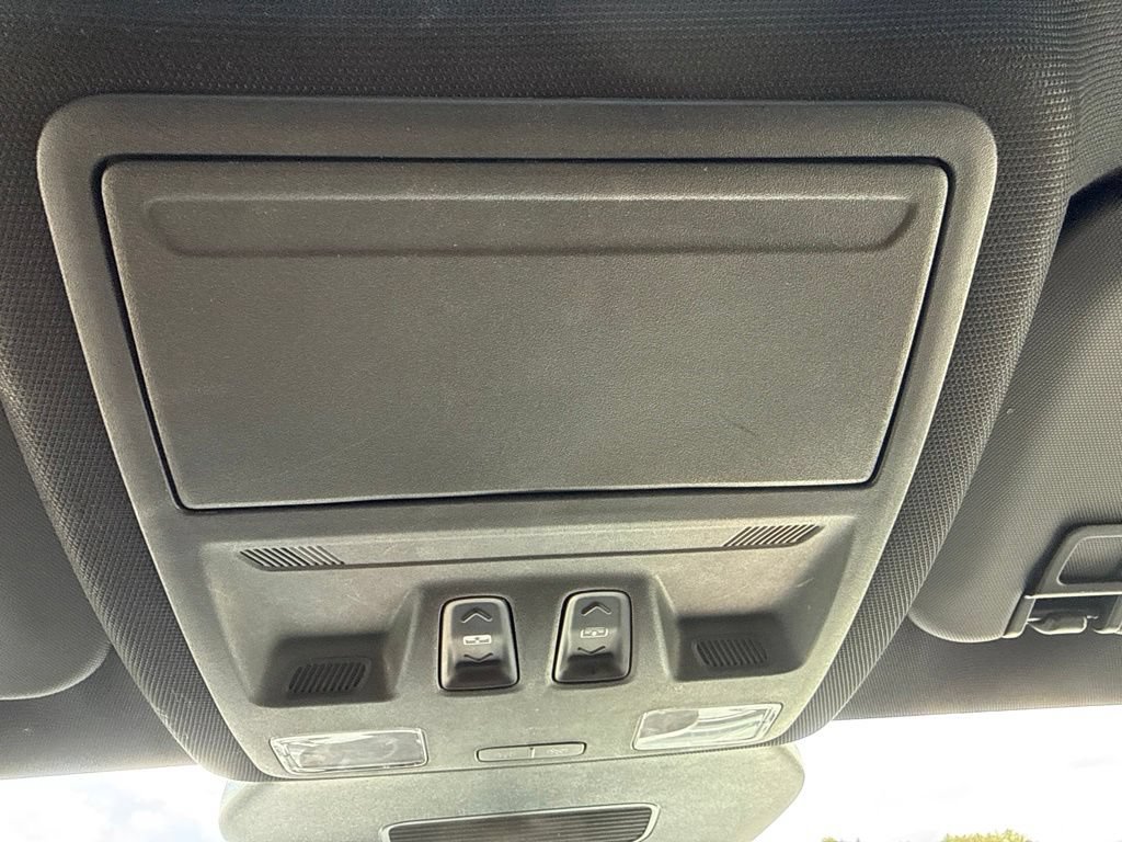 Used 2024 Ford Escape ST-Line w/ Tech Pack #1 AWD/4WD image 18