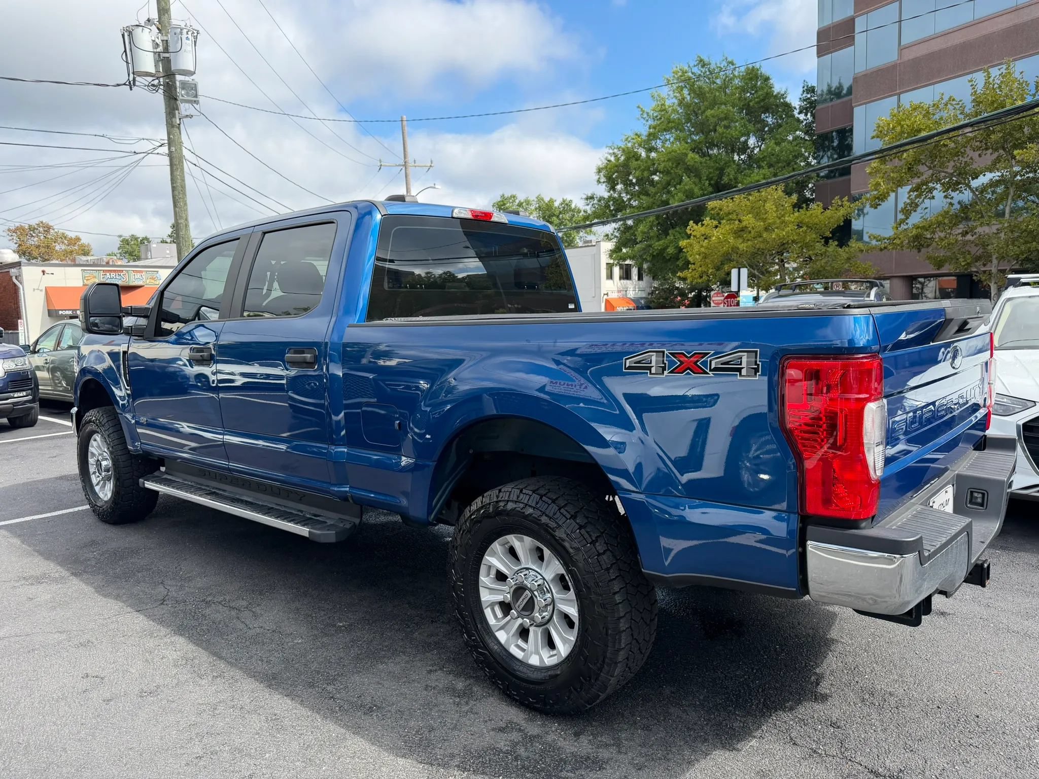 Used 2022 Ford F250 XL w/ STX Appearance Package AWD/4WD image 5