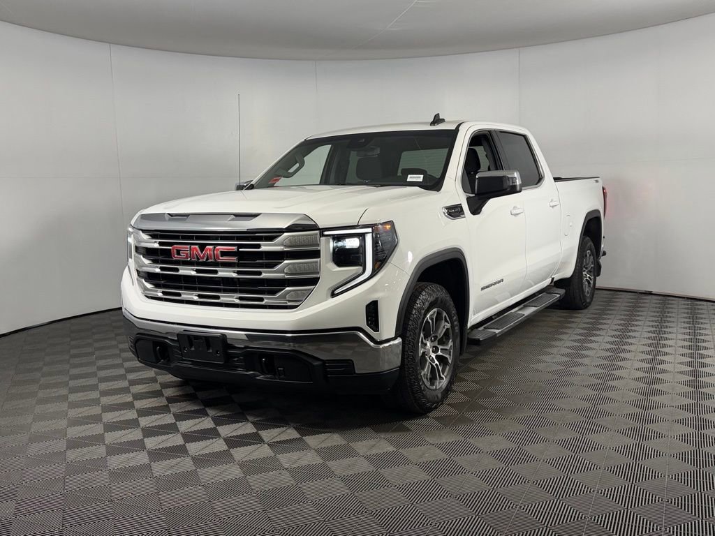 Used 2023 GMC Sierra 1500 SLE image 4